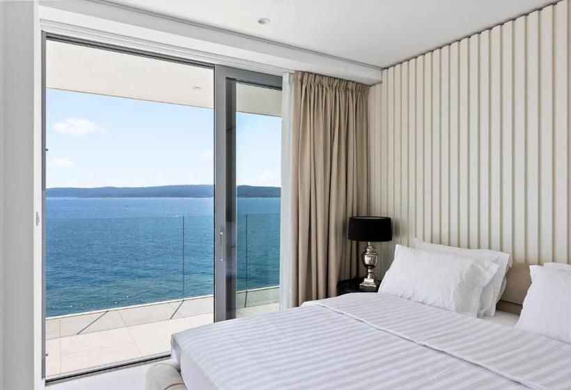 آپارتمان 1 خوابه با چشم‌انداز دریا, Luxury Hotel Amabilis
