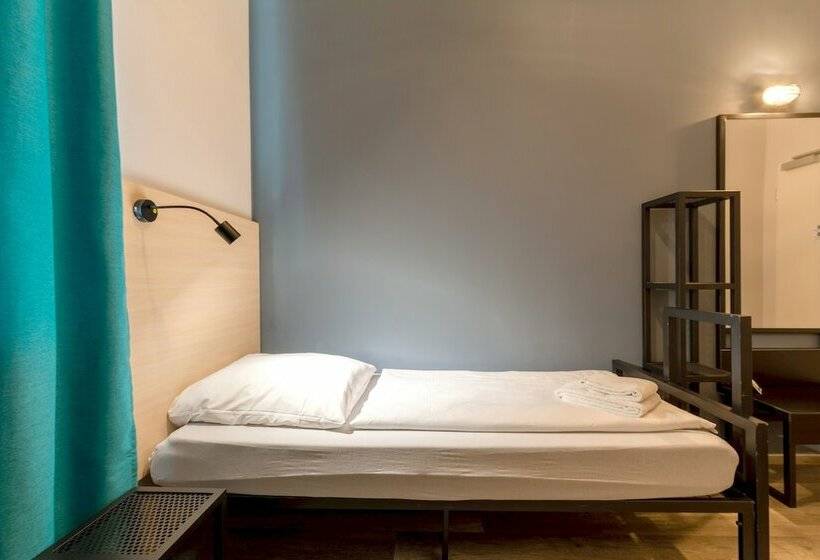 اتاق استاندارد یک نفره, a&o München Laim