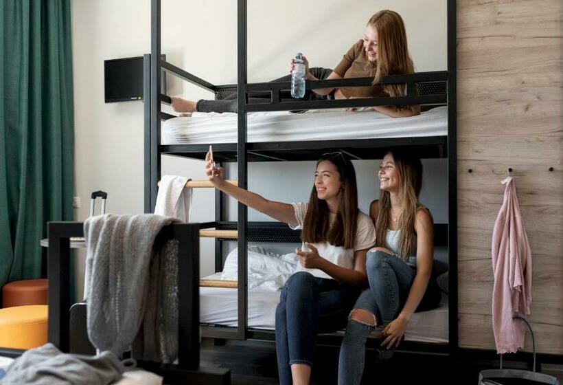 Bed in Shared Room, A&o Munich Laim