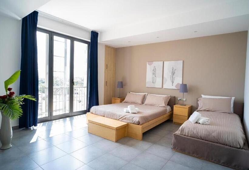 اتاق استاندارد سه نفره, Enny Camere
