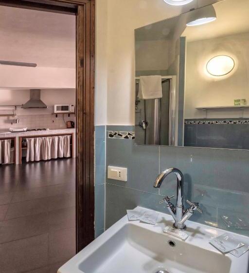 آپارتمان 1 خوابه با چشم‌انداز باغ, Casa Rossa