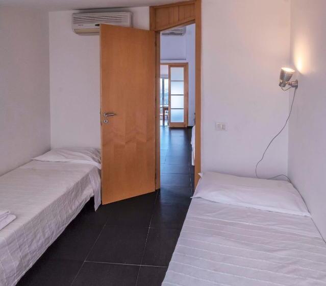 3 Bedroom Apartment Pool View, Casa Rossa