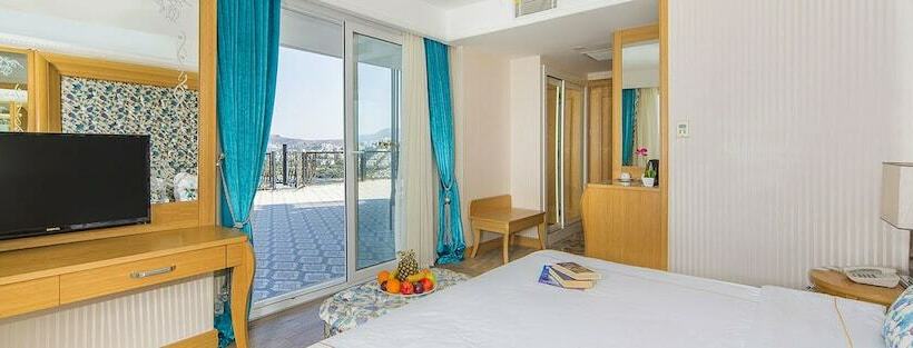 اتاق سوپریور با چشم‌انداز دریا, Swissôtel Living Bodrum