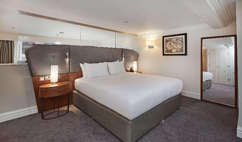 سوئیت با تخت بزرگ, Doubletree By Hilton Hotel & Spa Liverpool