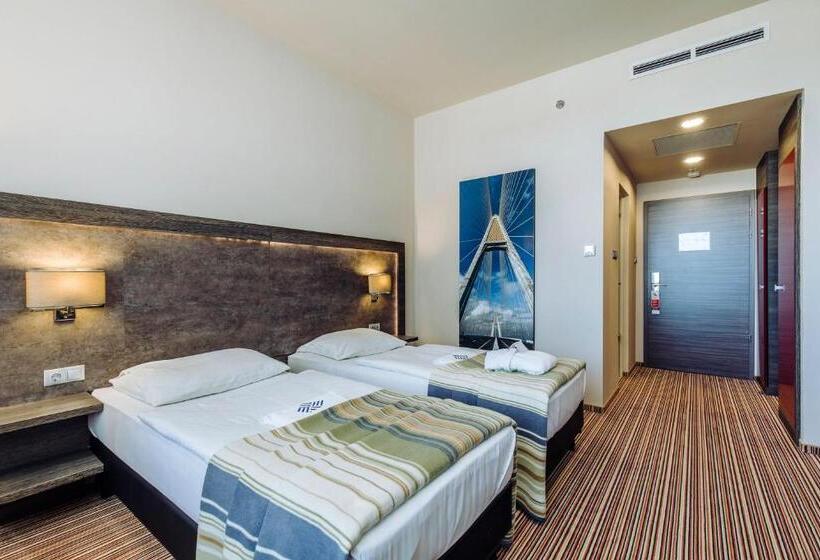 اتاق سوپریور, Eto Park Hotel Business & Stadium
