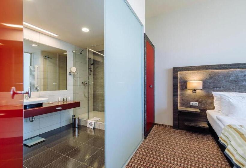 سوئیت اجرایی با مشاهده, Eto Park Hotel Business & Stadium