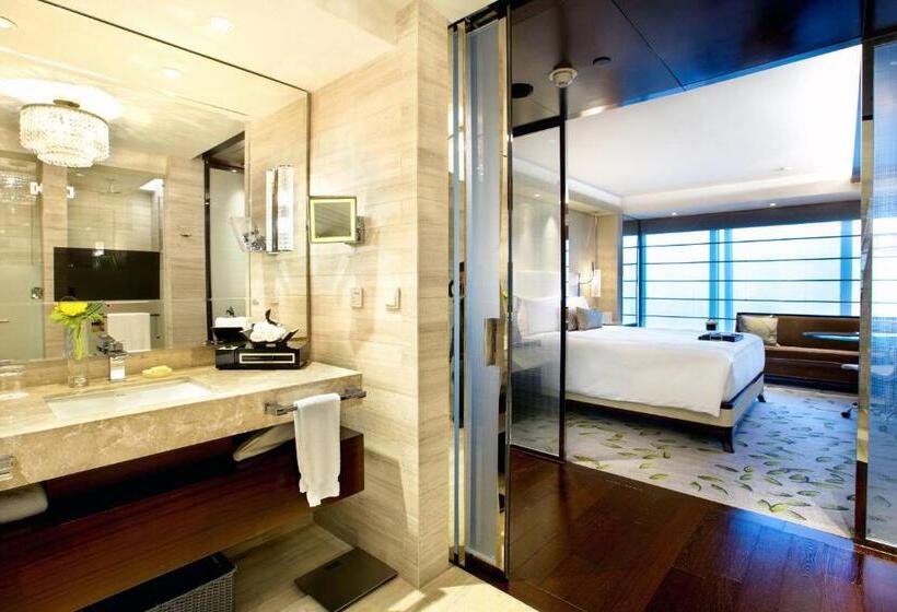 اتاق دلوکس با تخت کینگ و چشم‌انداز شهر, Fairmont  Nanjing