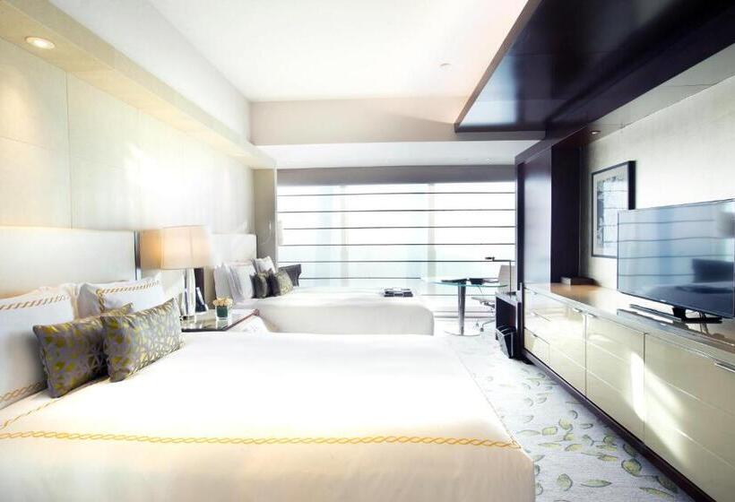 Deluxe room with river view, Fairmont  Nanjing