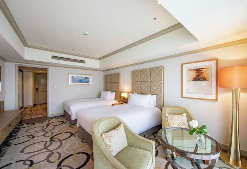 اتاق پرمیوم با چشم‌انداز دریا, Hilton Haikou Meilan