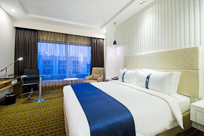 اتاق استاندارد با تخت بزرگ, Holiday Inn Amritsar Ranjit Avenue