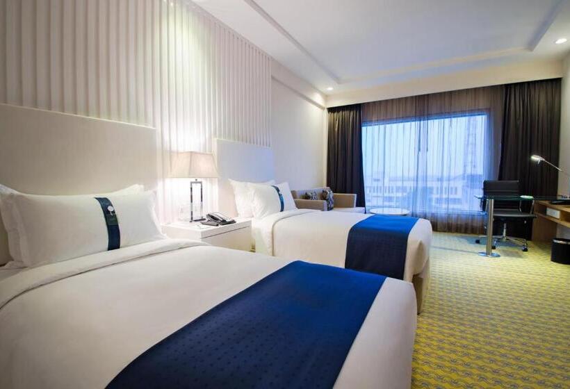 اتاق لوکس, Holiday Inn Amritsar Ranjit Avenue By Ihg