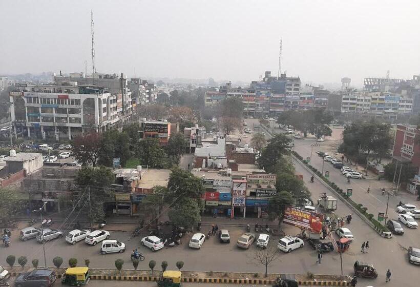 اتاق لوکس, Holiday Inn Amritsar Ranjit Avenue By Ihg