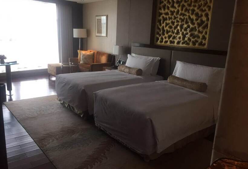 Deluxe Room, Kempinski  Taiyuan