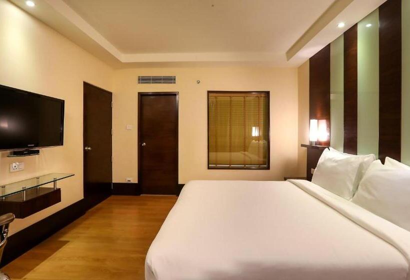 Suite, Radisson Blu  Chennai City Centre