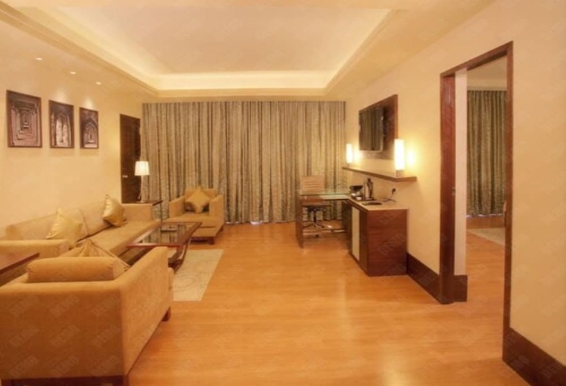 Suite, Radisson Blu  Chennai City Centre