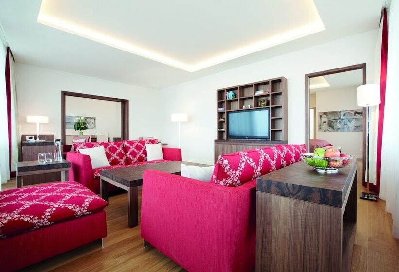 سوییت, Oberwaid   Das Hotel