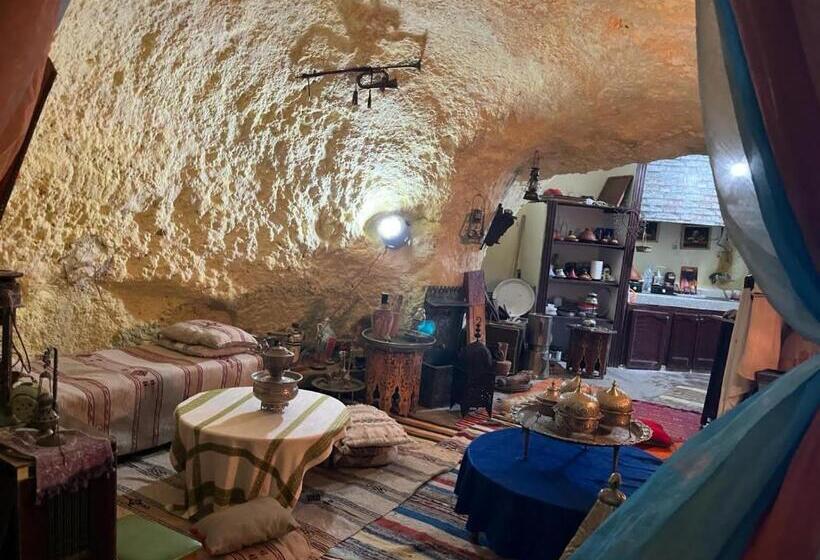 آپارتمان 1 خوابه, Grotte Thami