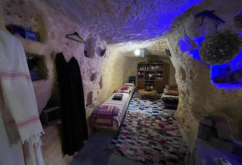 آپارتمان 1 خوابه, Grotte Thami