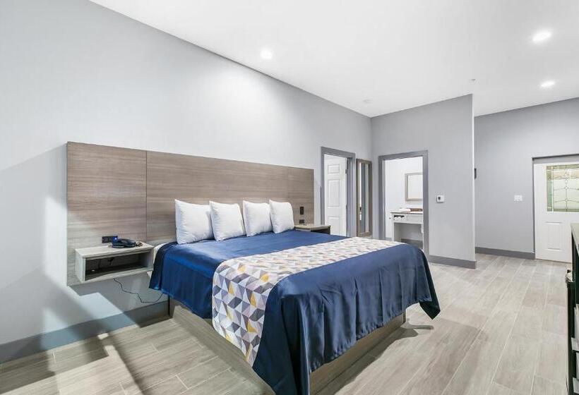 سوئیت با تخت بزرگ, El Delfin Lodge