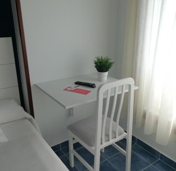 اتاق اکونومی, Pension Casa Julio