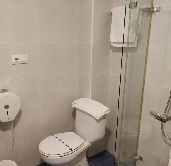 اتاق اکونومی, Pension Casa Julio