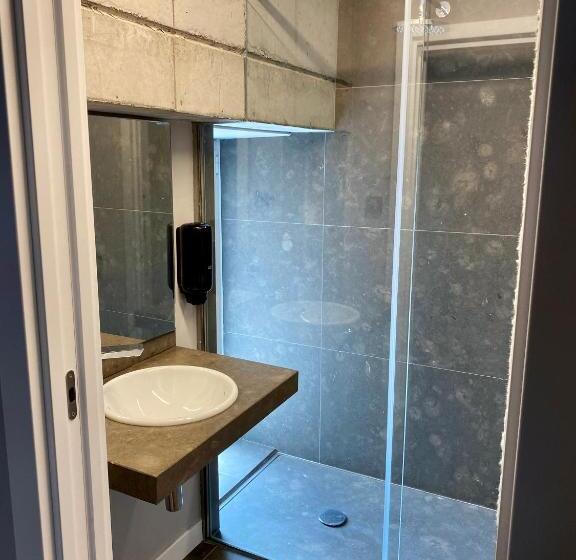 اتاق استاندارد سه نفره, Zarautz Surf House