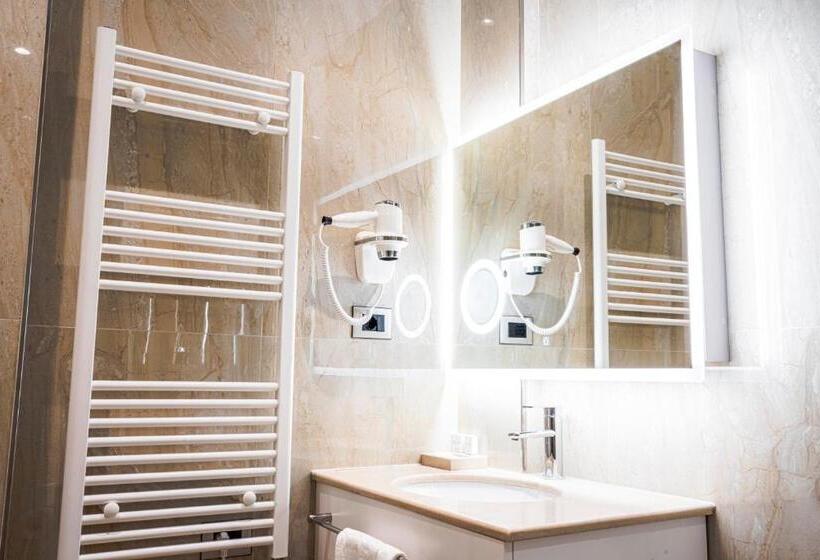 اتاق لوکس, Amfora Hotel & Spa