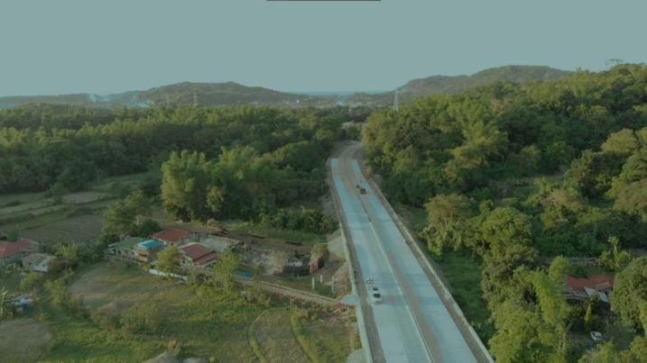 استودیو استاندارد با چشم‌انداز, Smyleinn Farm