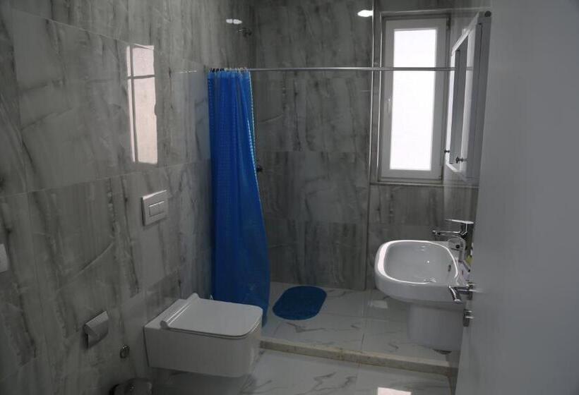 استودیوی استاندارد, Anchor Apartments