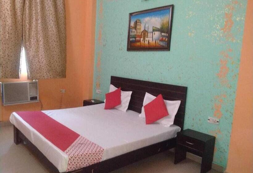 اتاق کلاسیک سه تخته, Oyo 87256 Nu Regency Hotal Dharuhera