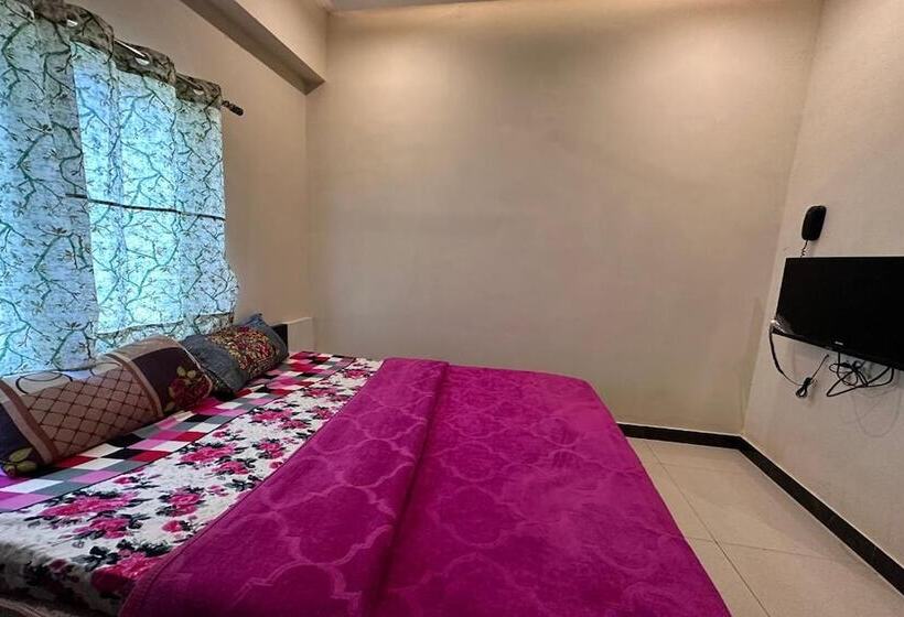 اتاق استاندارد, The Galaxy Near Udaipur Airport