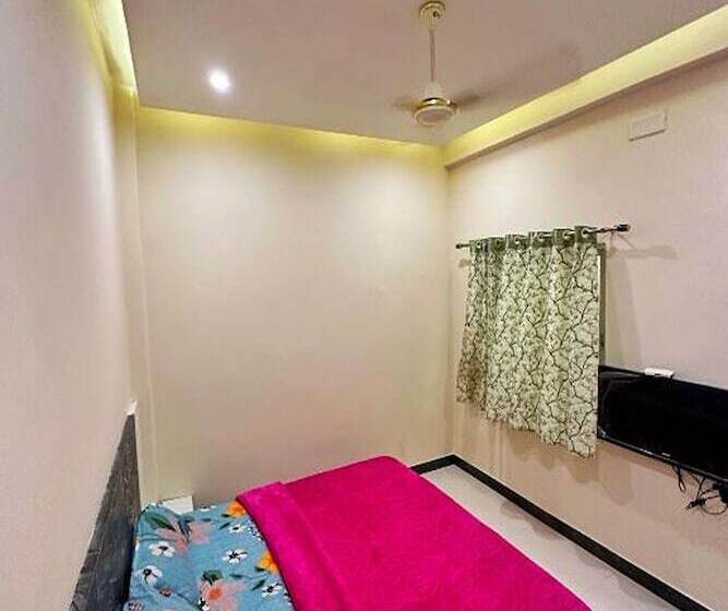 اتاق استاندارد, The Galaxy Near Udaipur Airport