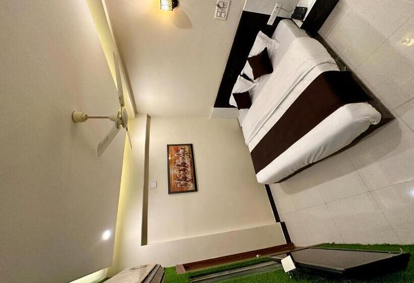 اتاق استاندارد, The Galaxy Near Udaipur Airport