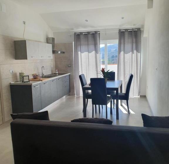 اتاق لوکس, Setteabbracci Suite & Apartments