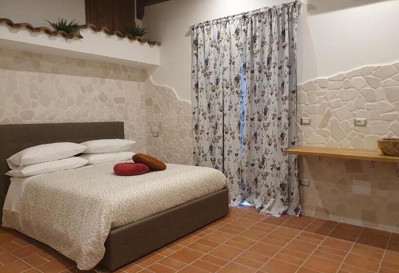 اتاق استاندارد با وان آب گرم, Setteabbracci Suite & Apartments