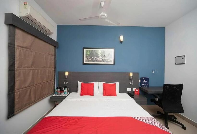 اتاق لوکس, Stayeasy Tiruvanmiyur