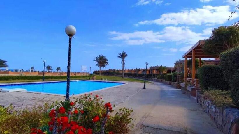 کلبه ییلاقی, Stella Di Mare Sea View   Amazing Two Bedrooms Standalone Chalet   Families Only