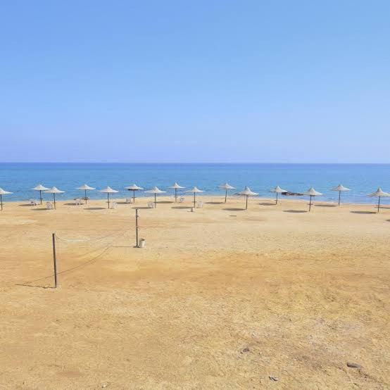 کلبه ییلاقی, Stella Di Mare Sea View   Amazing Two Bedrooms Standalone Chalet   Families Only