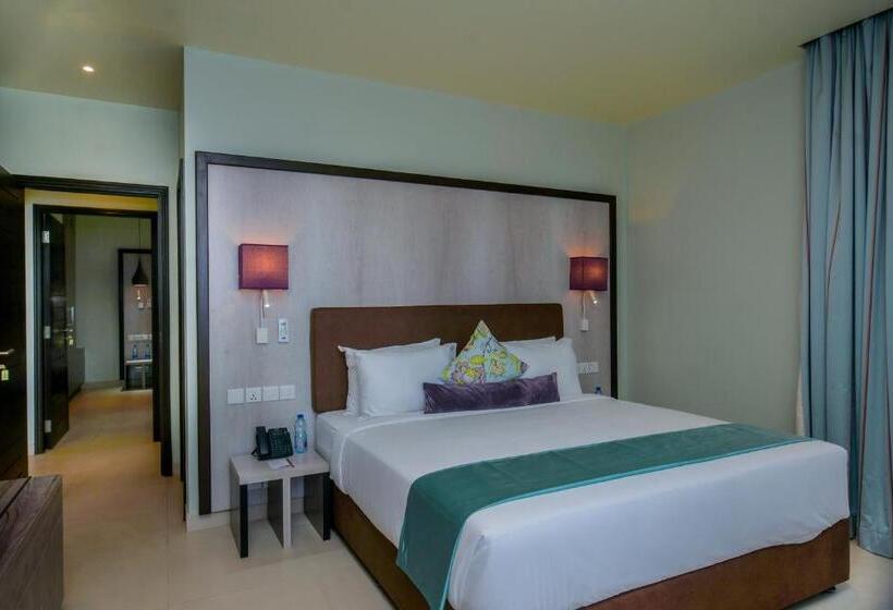 آپارتمان 2 خوابه, Aura Suites