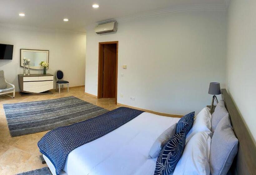 خانه 2 خوابه, Chalé D Angra Guest House