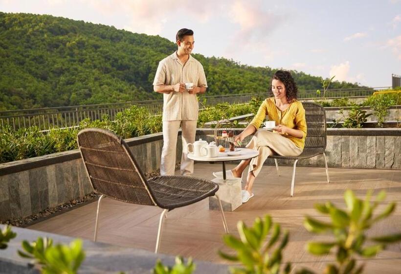 اتاق کلاب, Hyatt Regency Dehradun Resort And Spa