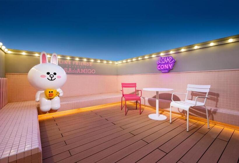 اتاق لوکس با تخت بزرگ, Line Friends Presents Casa De Amigo