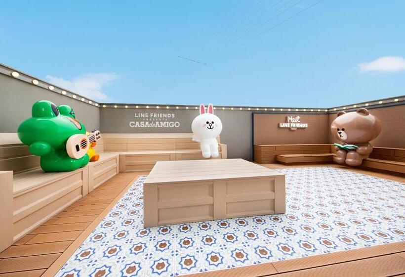 سوئیت با بالکن, Line Friends Presents Casa De Amigo