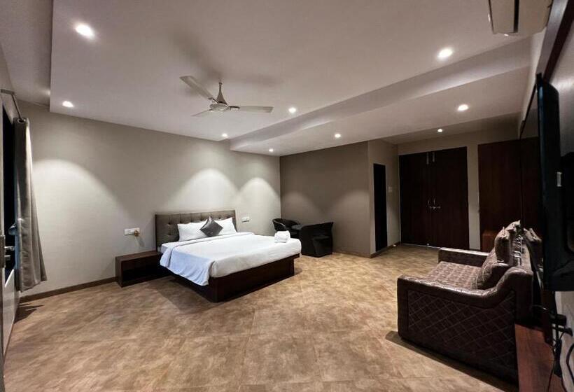 اتاق استاندارد چهار تخته, Paramount Riverfront Resort & Spa, Karjat