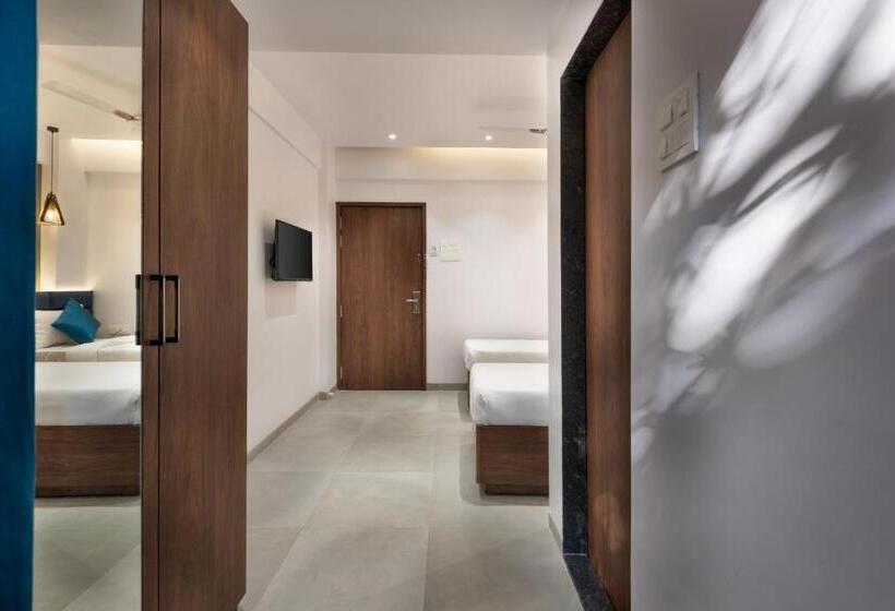 اتاق لوکس, Paramount Riverfront Resort & Spa, Karjat