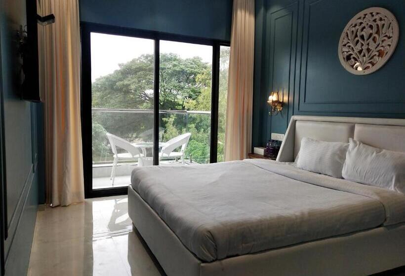 اتاق استاندارد, Paramount Riverfront Resort & Spa, Karjat