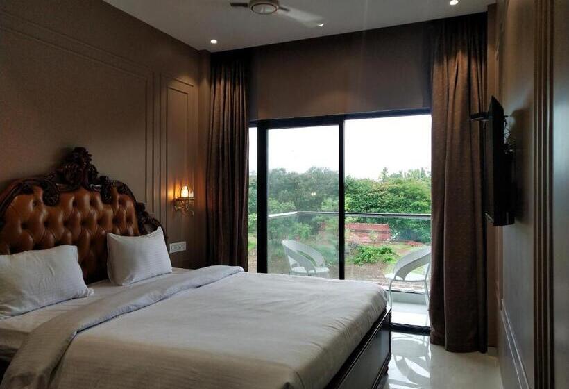 اتاق استاندارد, Paramount Riverfront Resort & Spa, Karjat