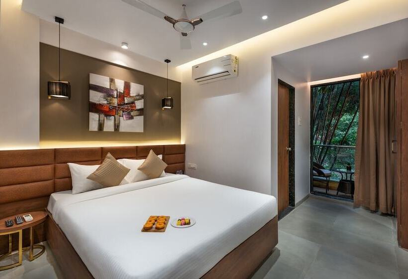 اتاق لوکس, Paramount Riverfront Resort & Spa, Karjat