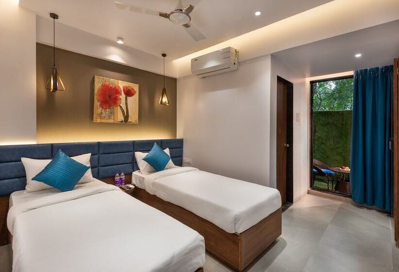 اتاق لوکس, Paramount Riverfront Resort & Spa, Karjat