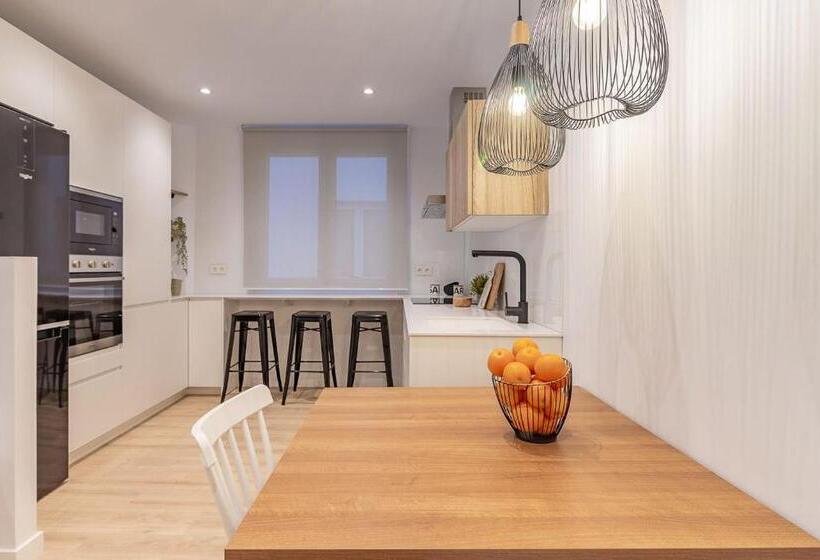 اتاق استاندارد با سرویس بهداشتی مشترک, Room4you Oviedo By Asturias Holidays